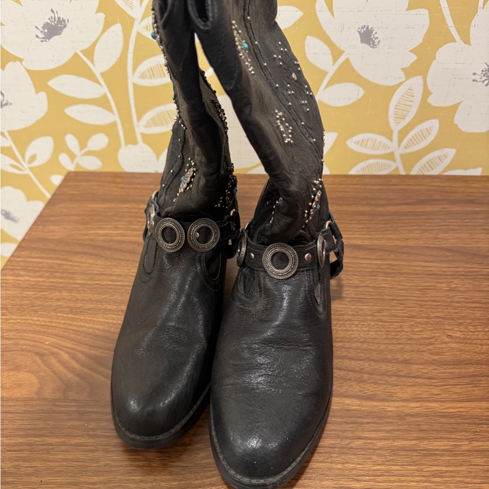Dingo Black Studded Cowboy Boots - Picture 2 of 8
